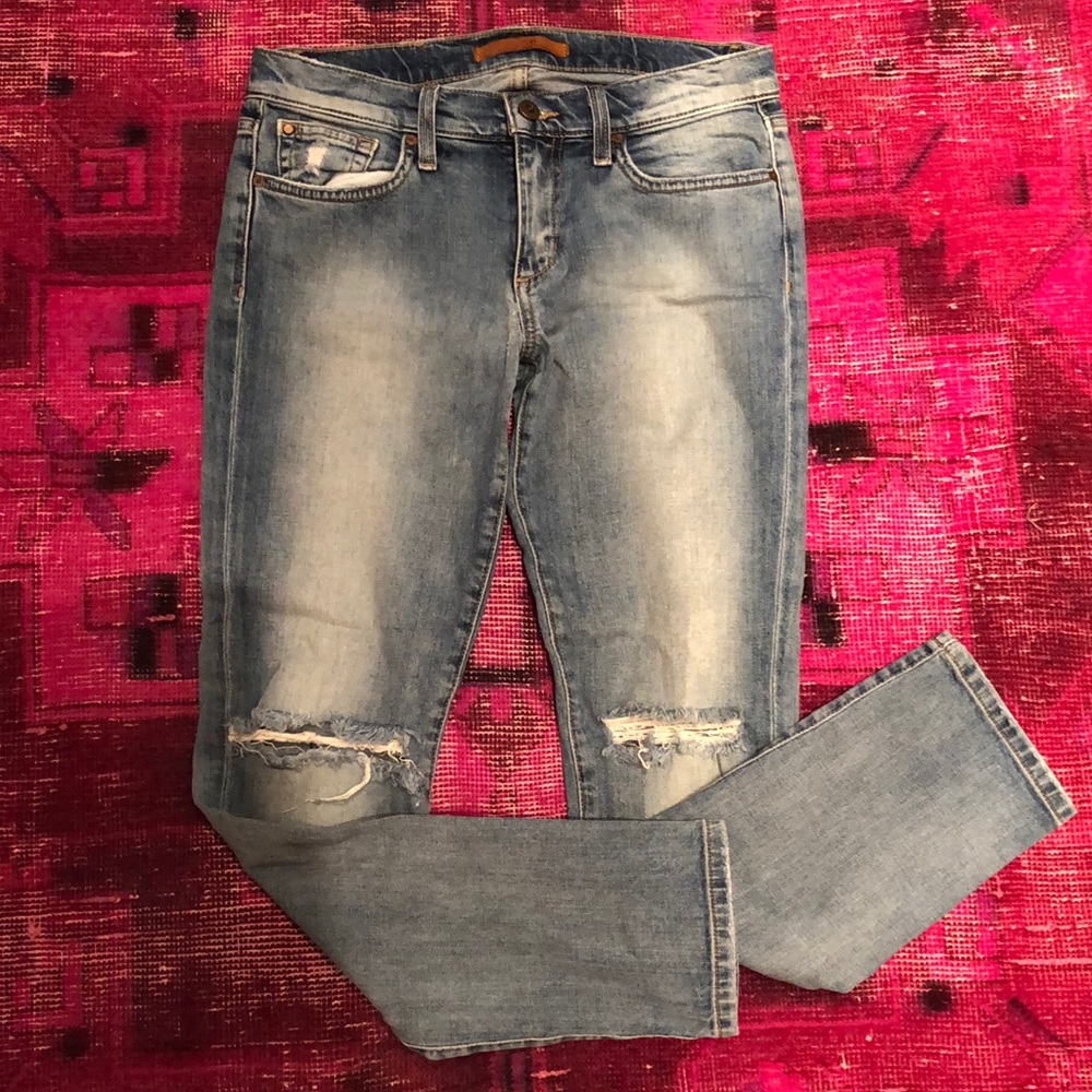 Joe’s Jeans light wash straight ankle